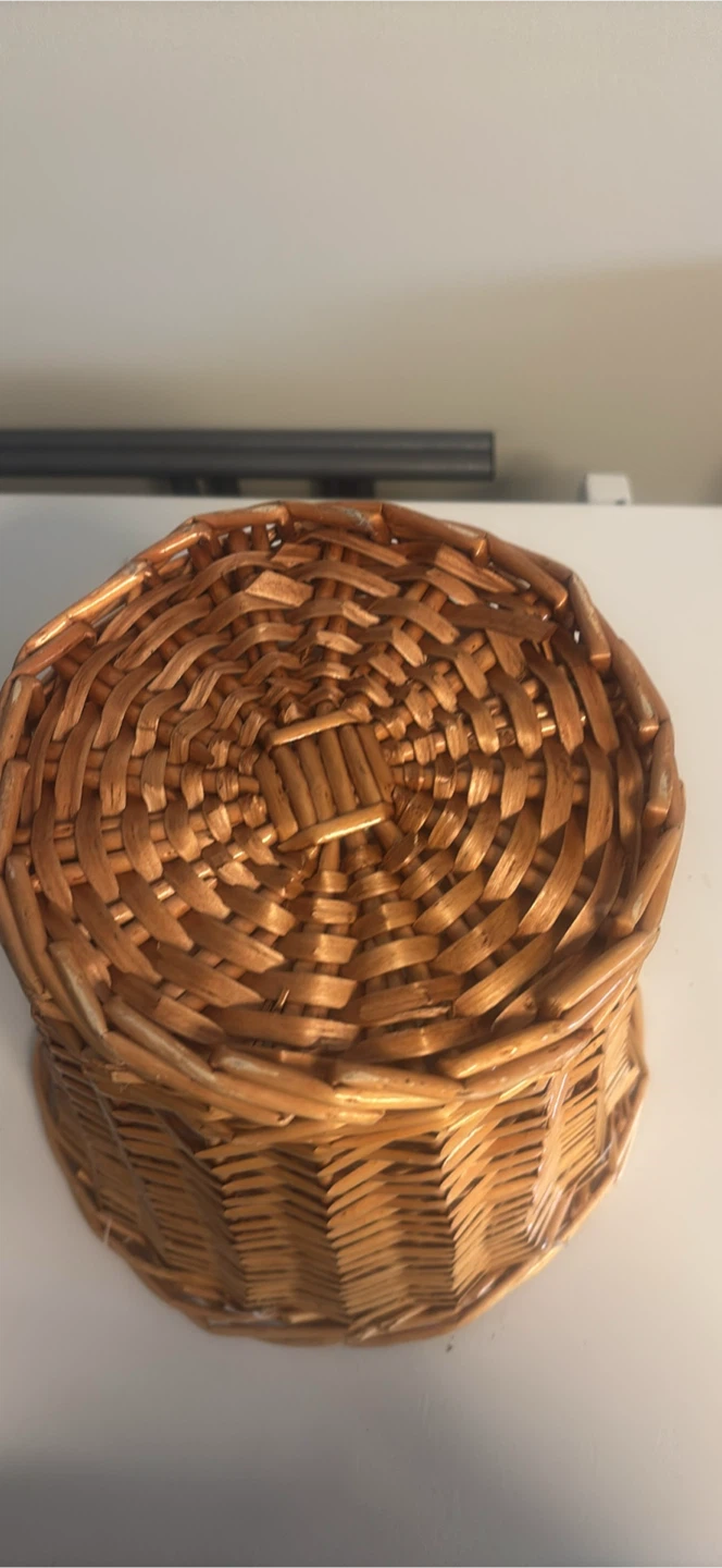 Wicker Basket with Liner - photo 3