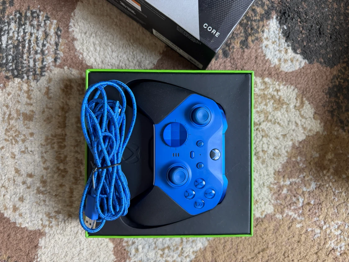 xbox ELITE series 2 core controller - photo 3