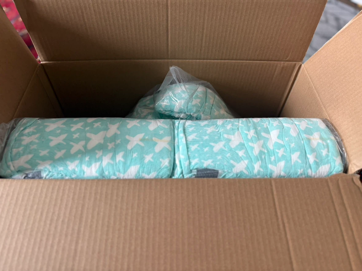 Unused Toddler Diapers - photo 2