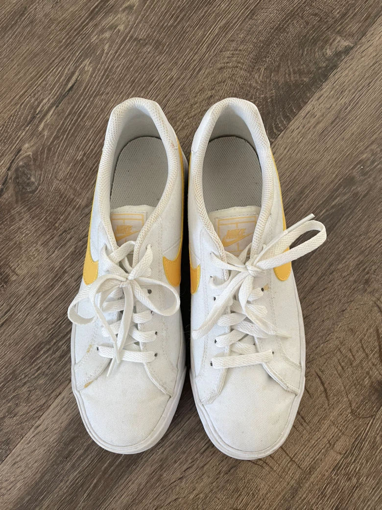 Nike White & Yellow Canvas Sneakers