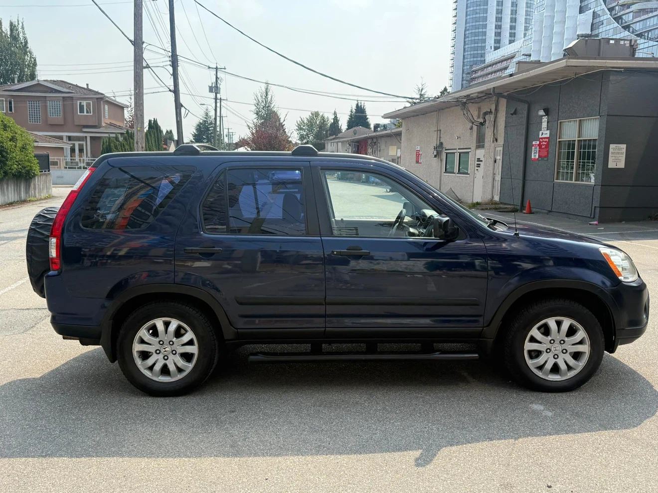 2006 Honda CRV Sport - photo 2