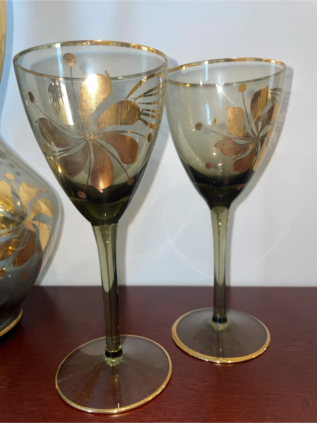 Vintage Glass Decanter and 5 Goblets Set - photo 3