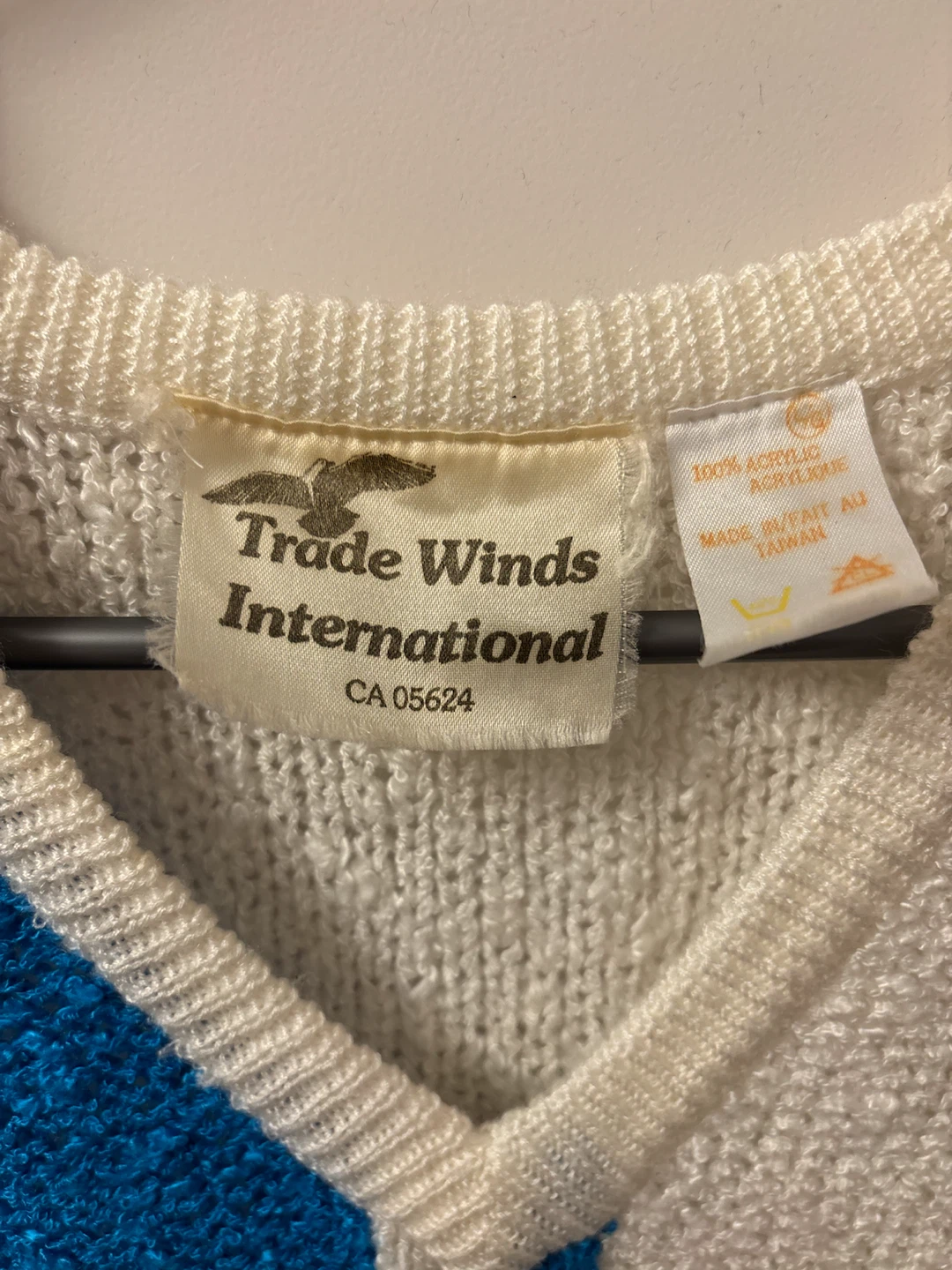 Vintage V-Neck Sweater - photo 3