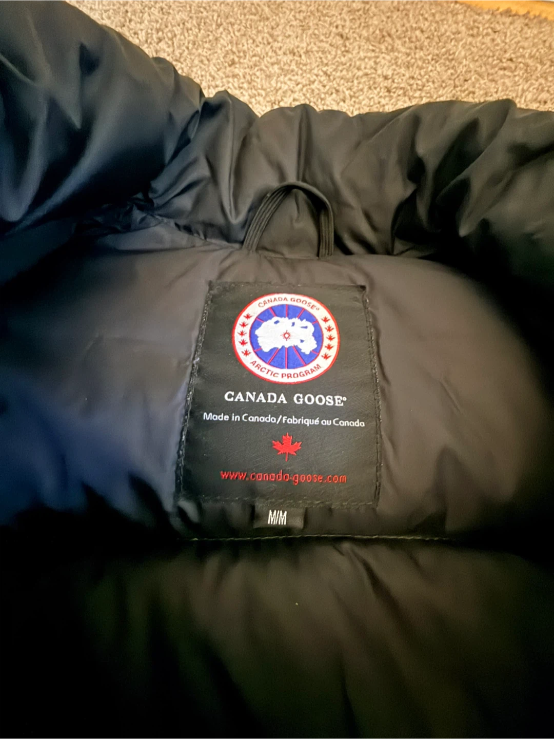 Canada Goose Puffer Vest Authentic Size Medium - photo 2