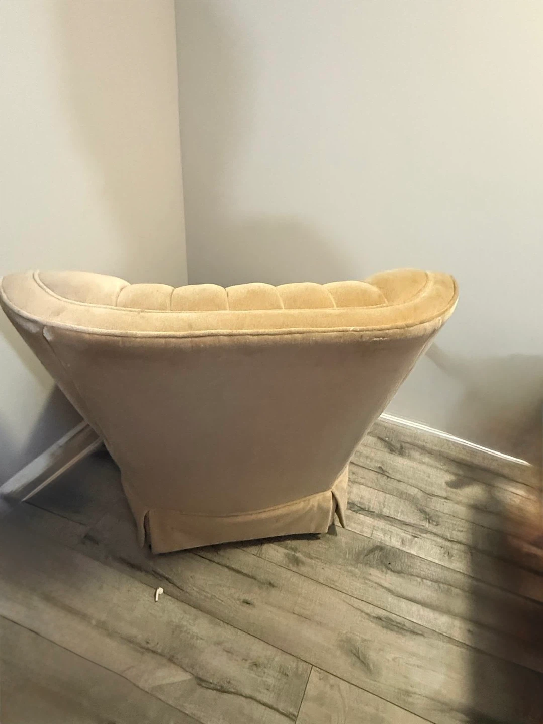 Vintage Tufted Accent Chair - Cream - photo 3