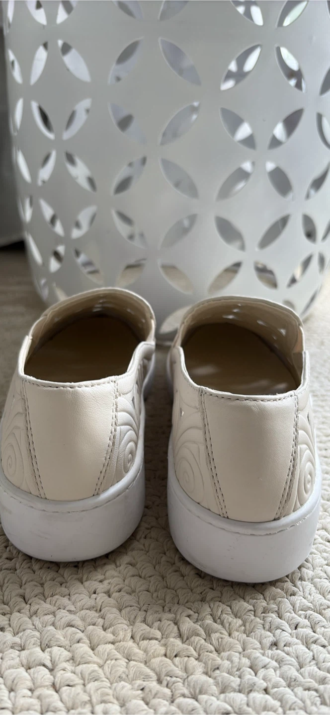 Donna Karan New York White Slip-On Sneakers - photo 3