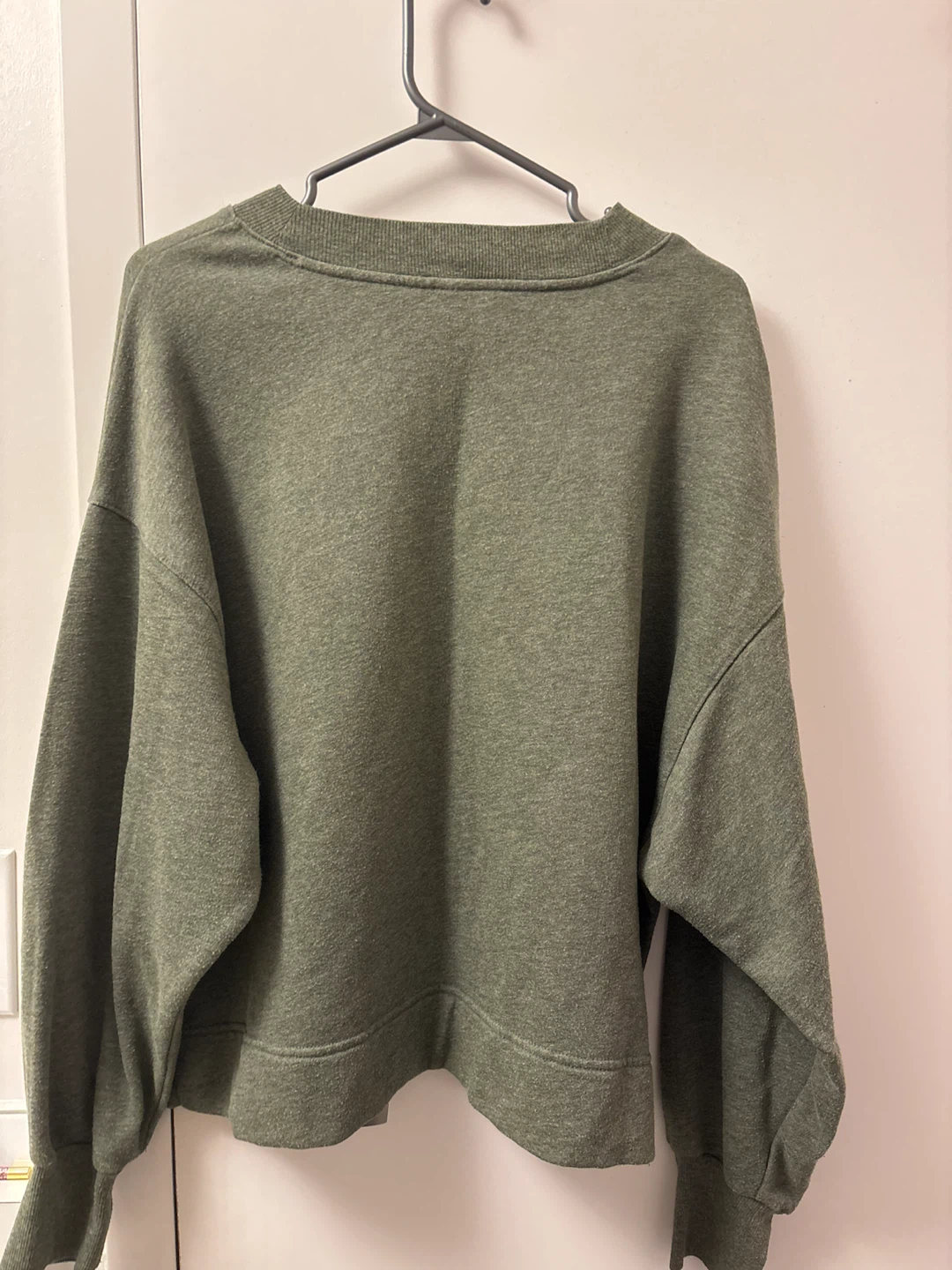 Old Navy Crewneck Sweatshirt - photo 2