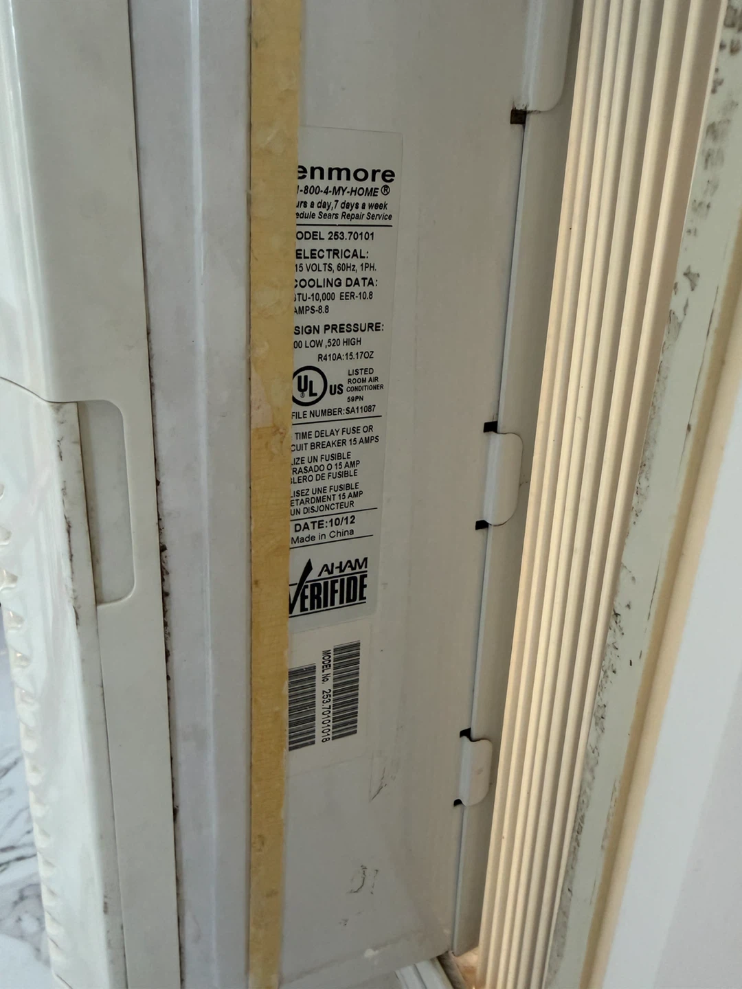 Two window AC units, 8000 BTU each - photo 2