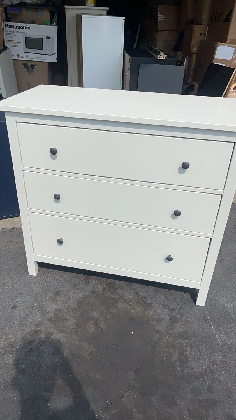 White 3-Drawer Dresser