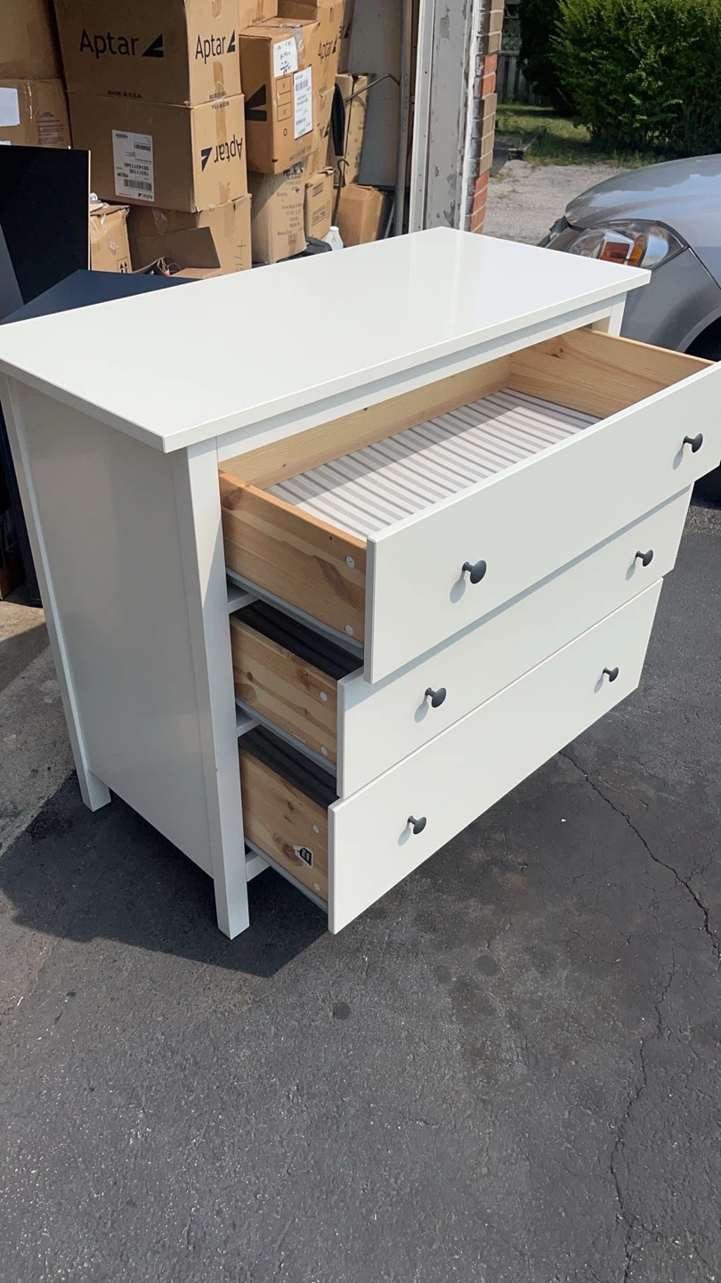 White 3-Drawer Dresser - photo 3
