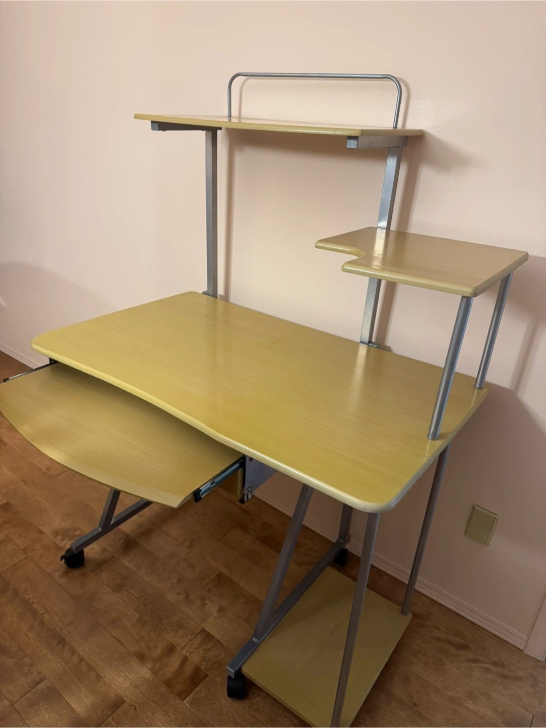 Computer Desk with Keyboard Tray and Shelving