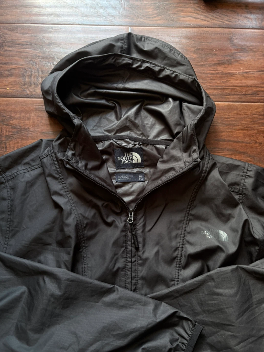 The North Face TNF anorak packable jacket XL