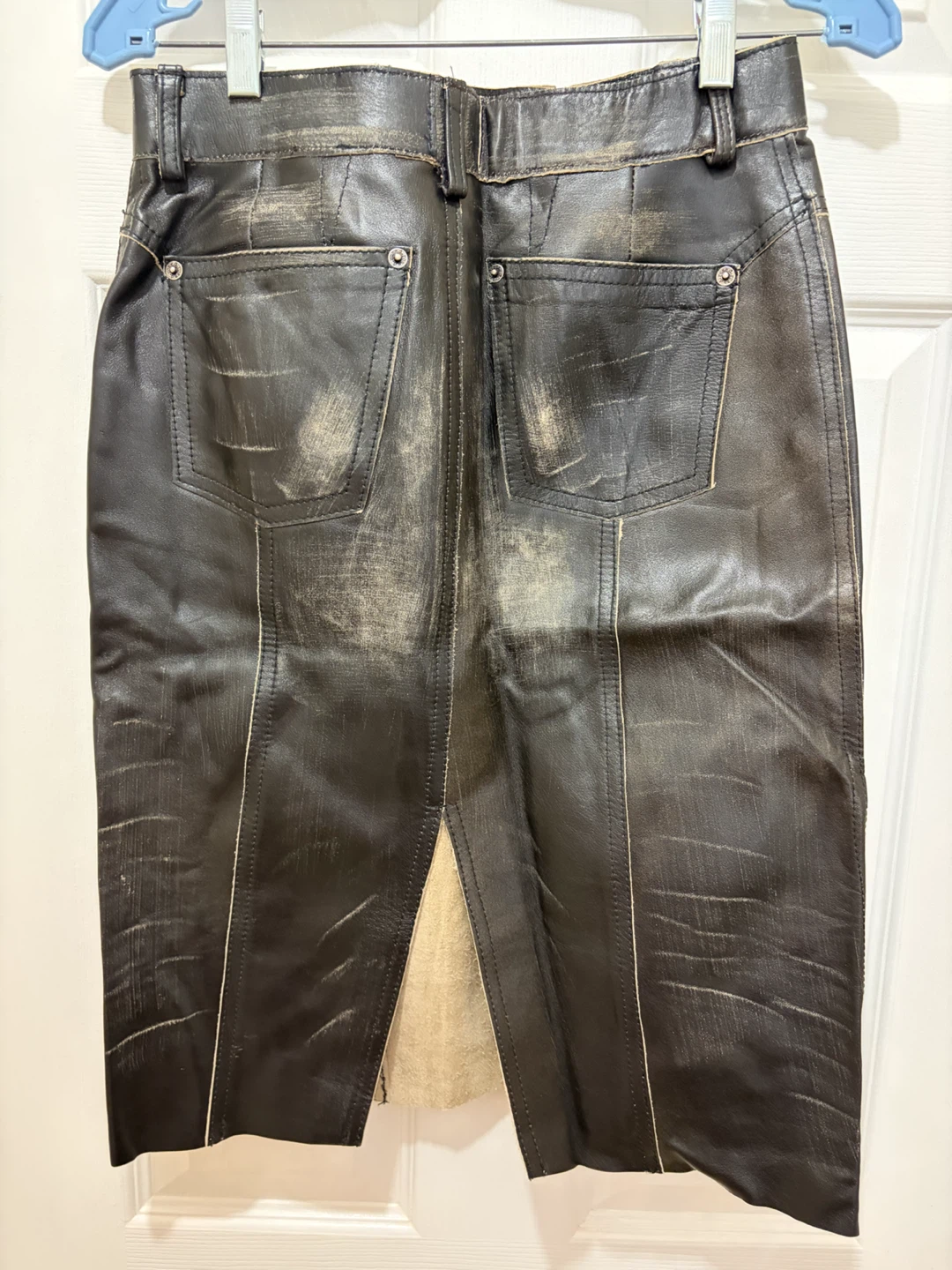 Black Leather skirt (size euro 42) - photo 3