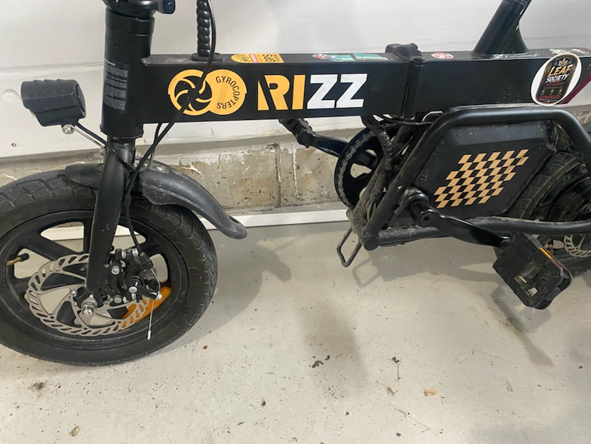 RIZZ Folding Electric Scooter - photo 2