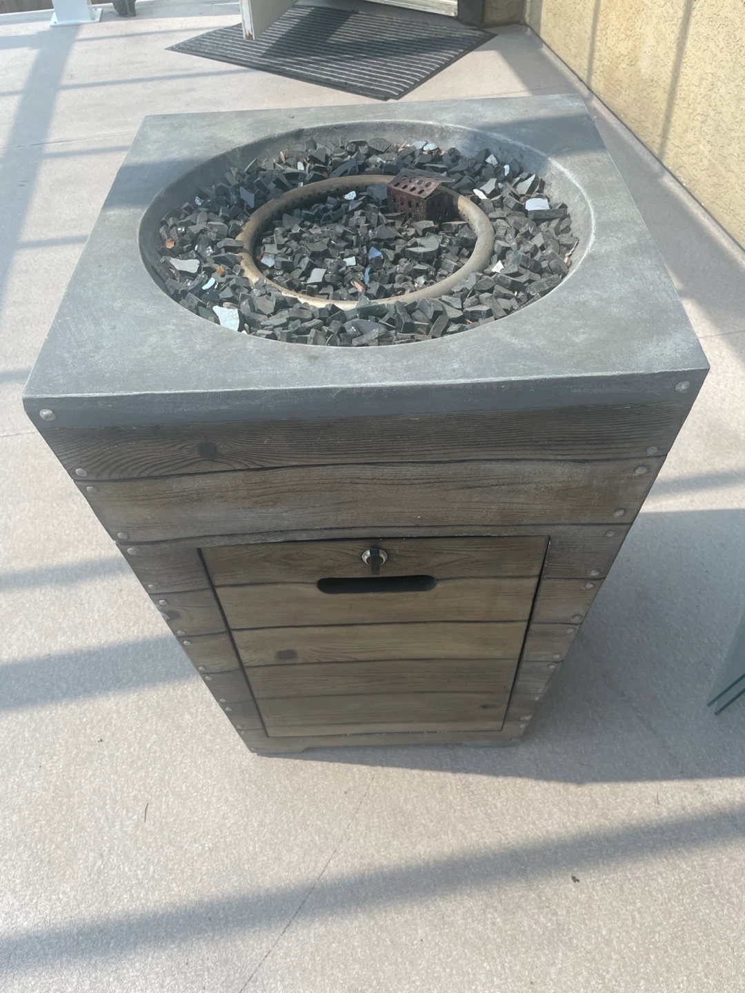 Square Propane Fire Pit with Wood-Look Finish - photo 2