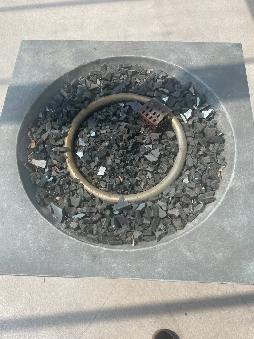 Square Propane Fire Pit with Wood-Look Finish - photo 3