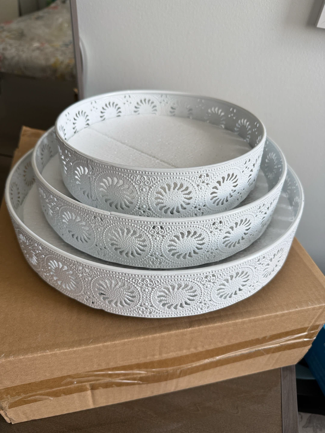 Set of 3 White Decorative Trays - photo 5