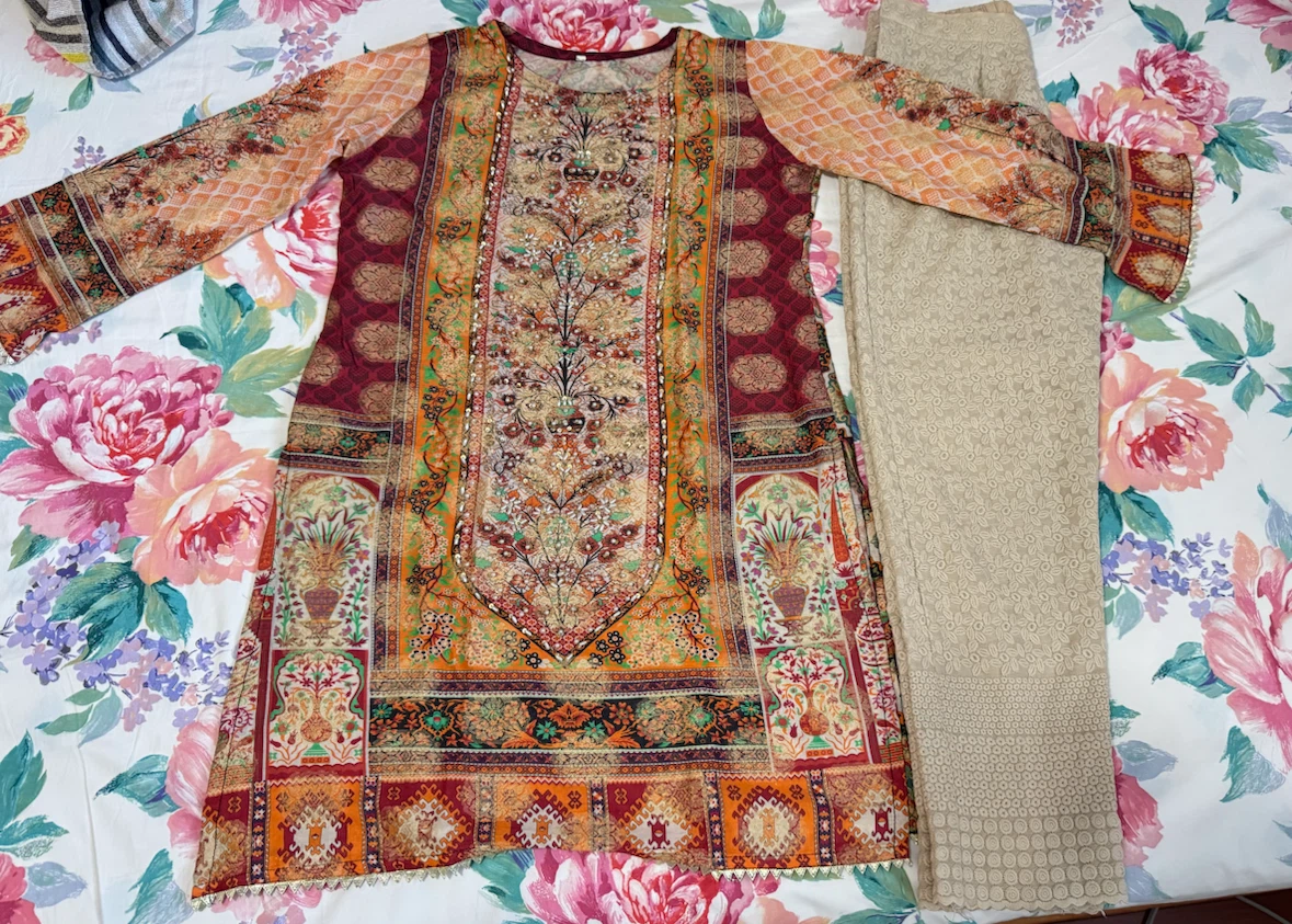 Women's Printed and embroidered Kurti and Pants Set - photo 2