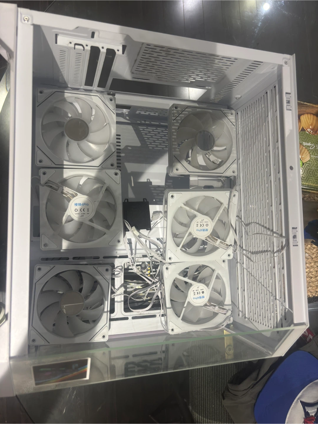 Computer Case with 6 Fans - photo 2