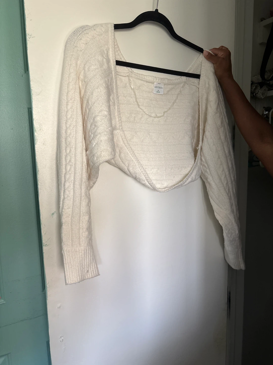 Wild Fable Cream Cable Knit Cropped Sweater