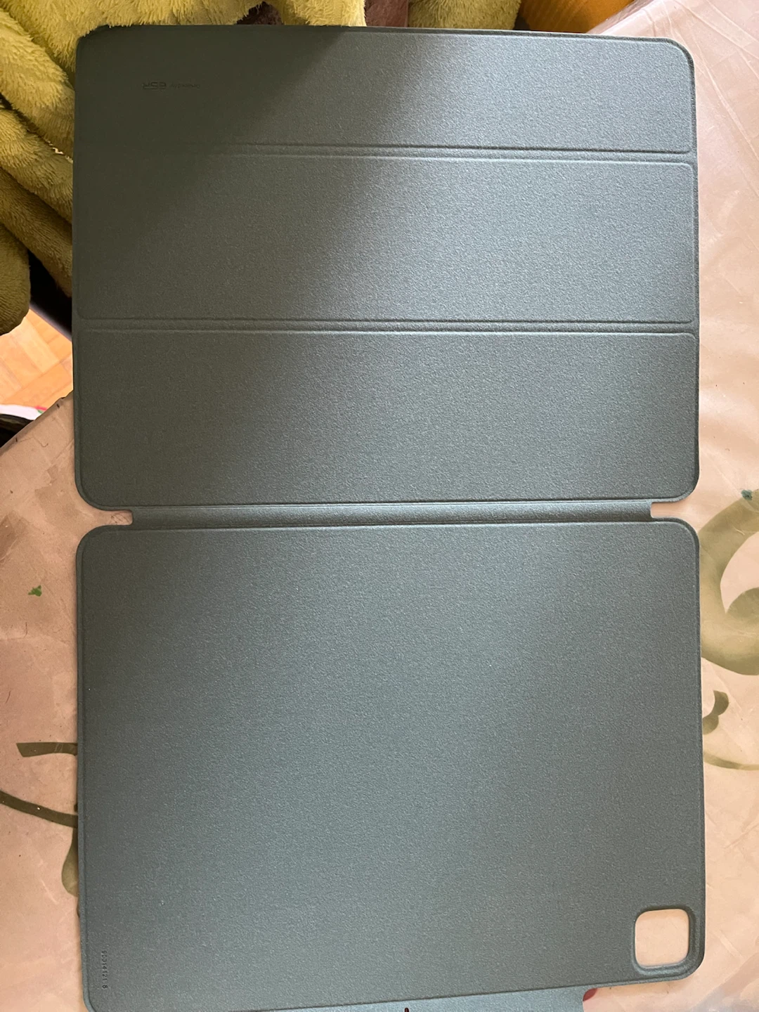 ESR iPad Pro 11" Case - photo 3