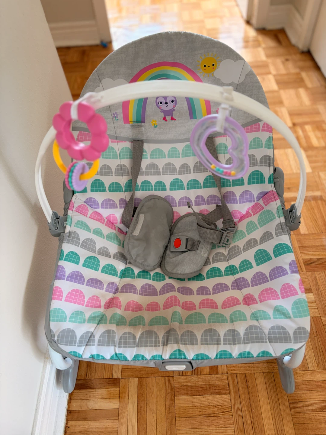 Baby Bouncer Seat with Toys