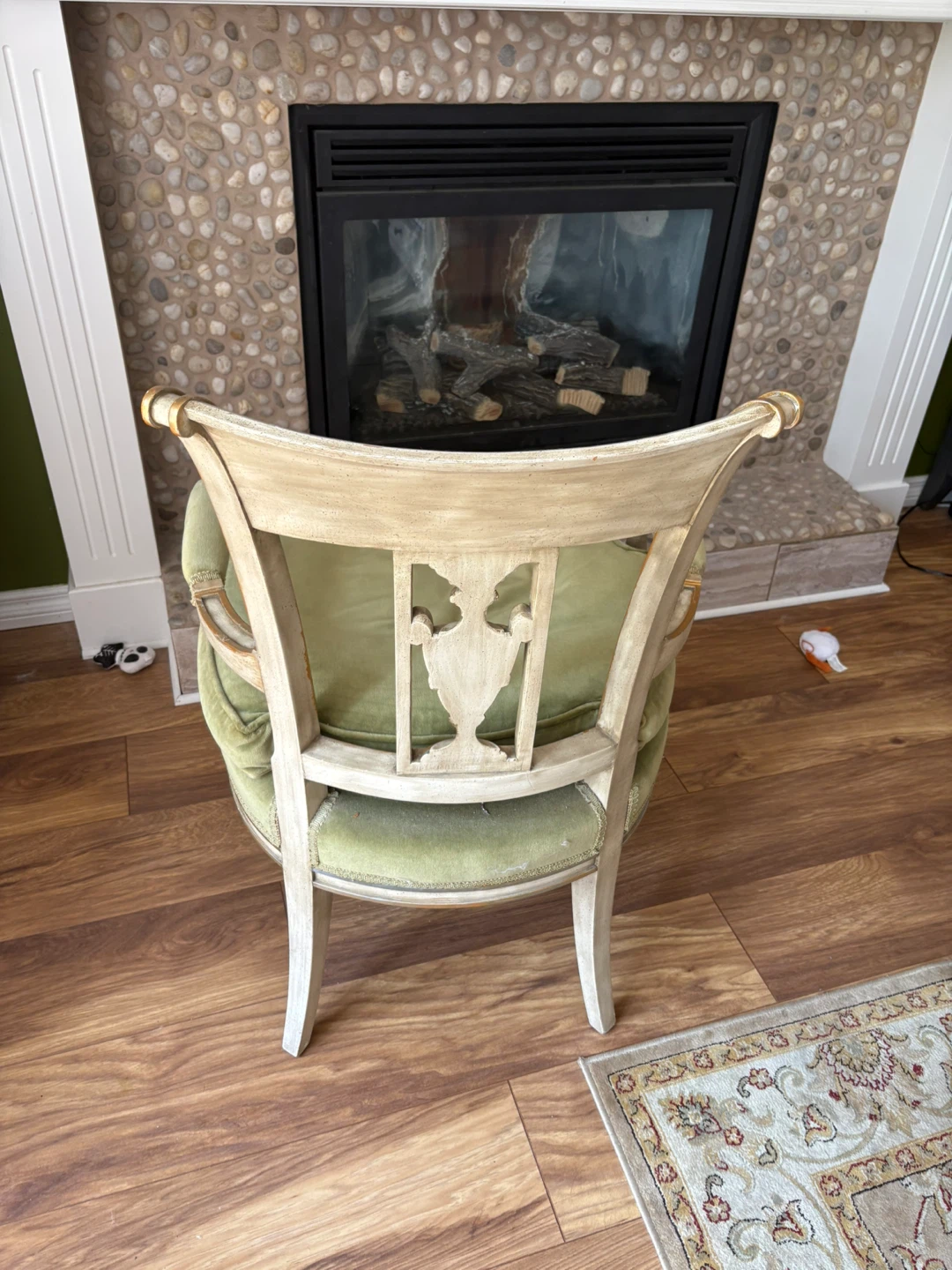 Antique  Accent Chair - Green Velvet Upholstery - photo 5