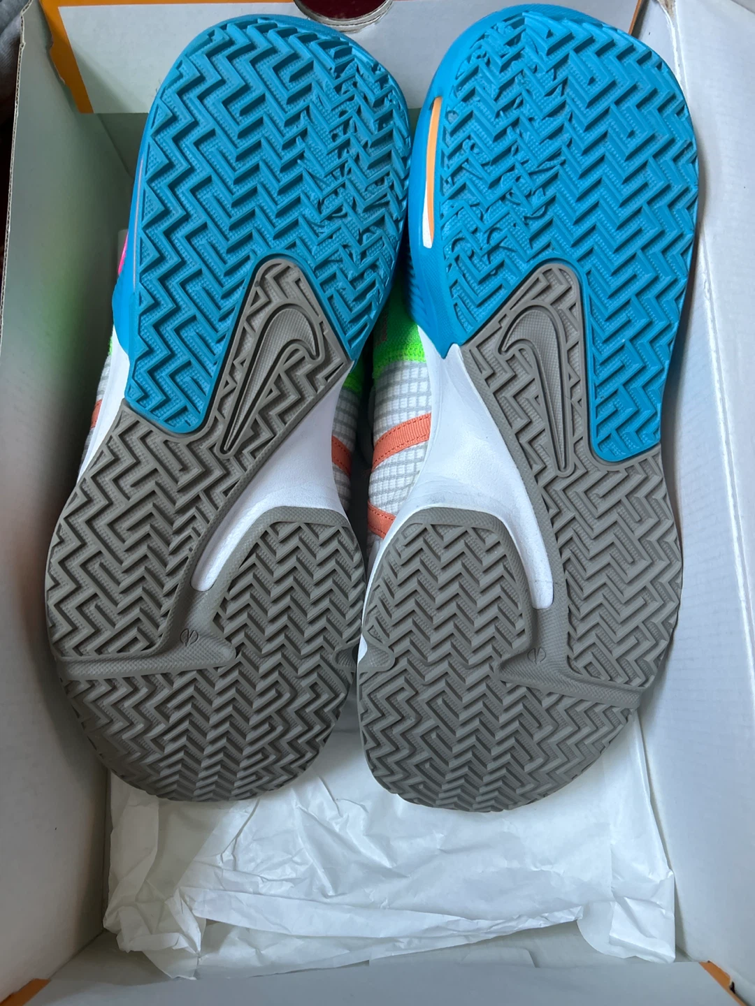 Nike LeBron Witness 5 Basketball Shoes - photo 2
