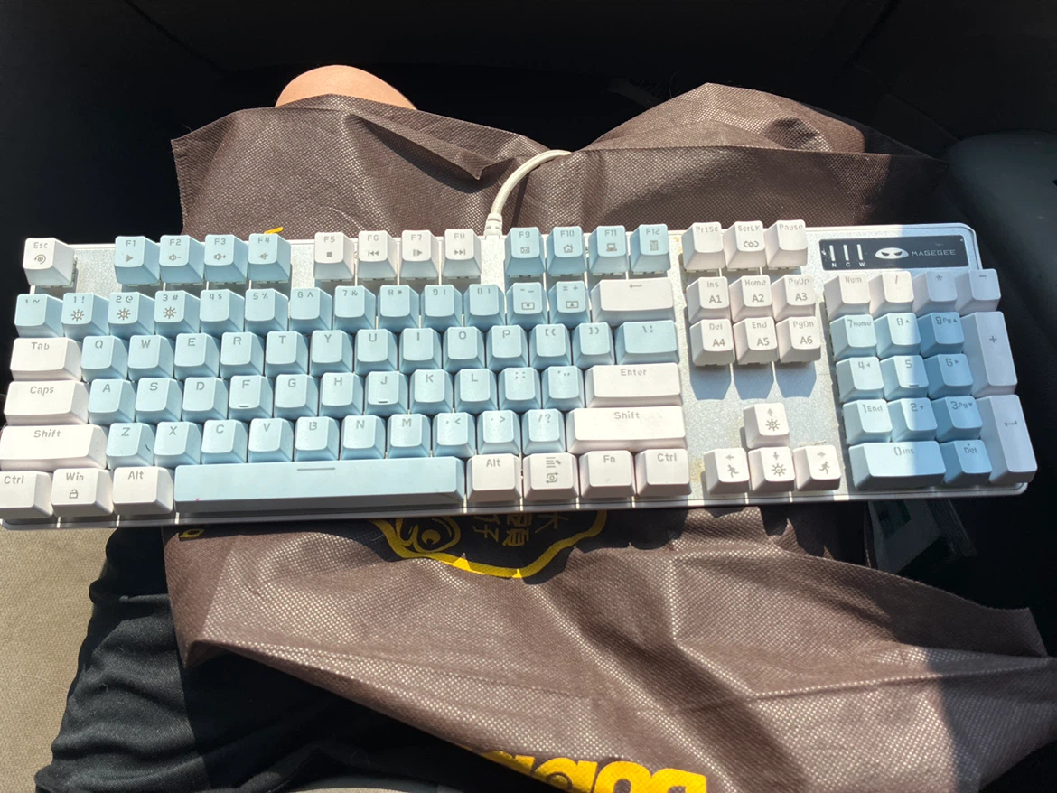 MageGee Mechanical Gaming Keyboard – $35 OBO 🎮 - photo 2