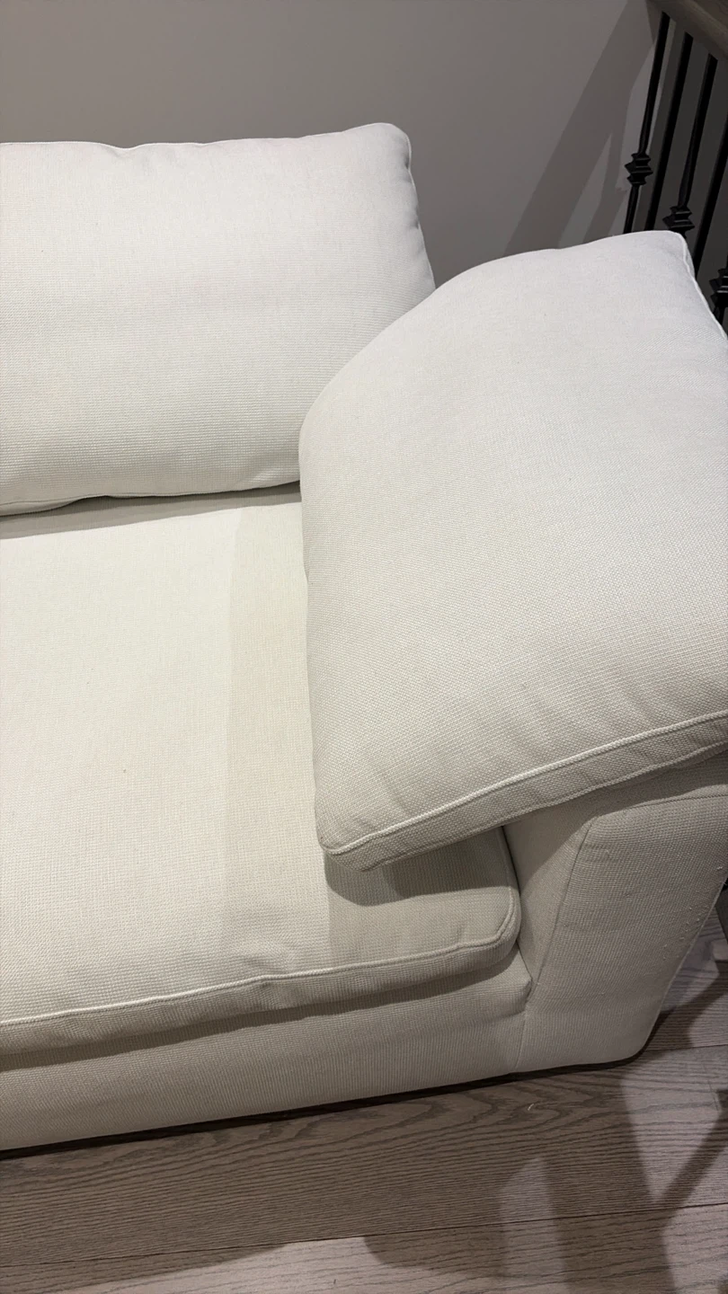 white corner sofa from structube. hardly used - photo 5