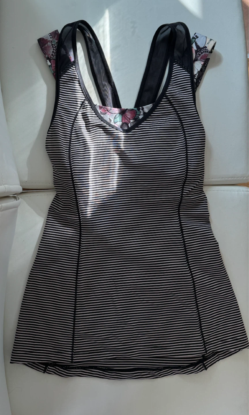 Lululemon Super Sport Tank Top - Size 2 - photo 5