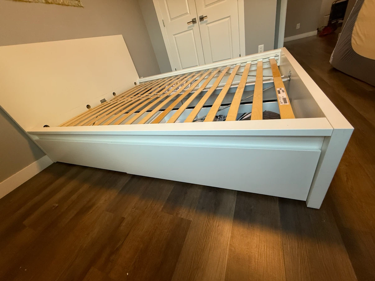 IKEA Malm queen Bed Frame with Storage Drawers - White - photo 2