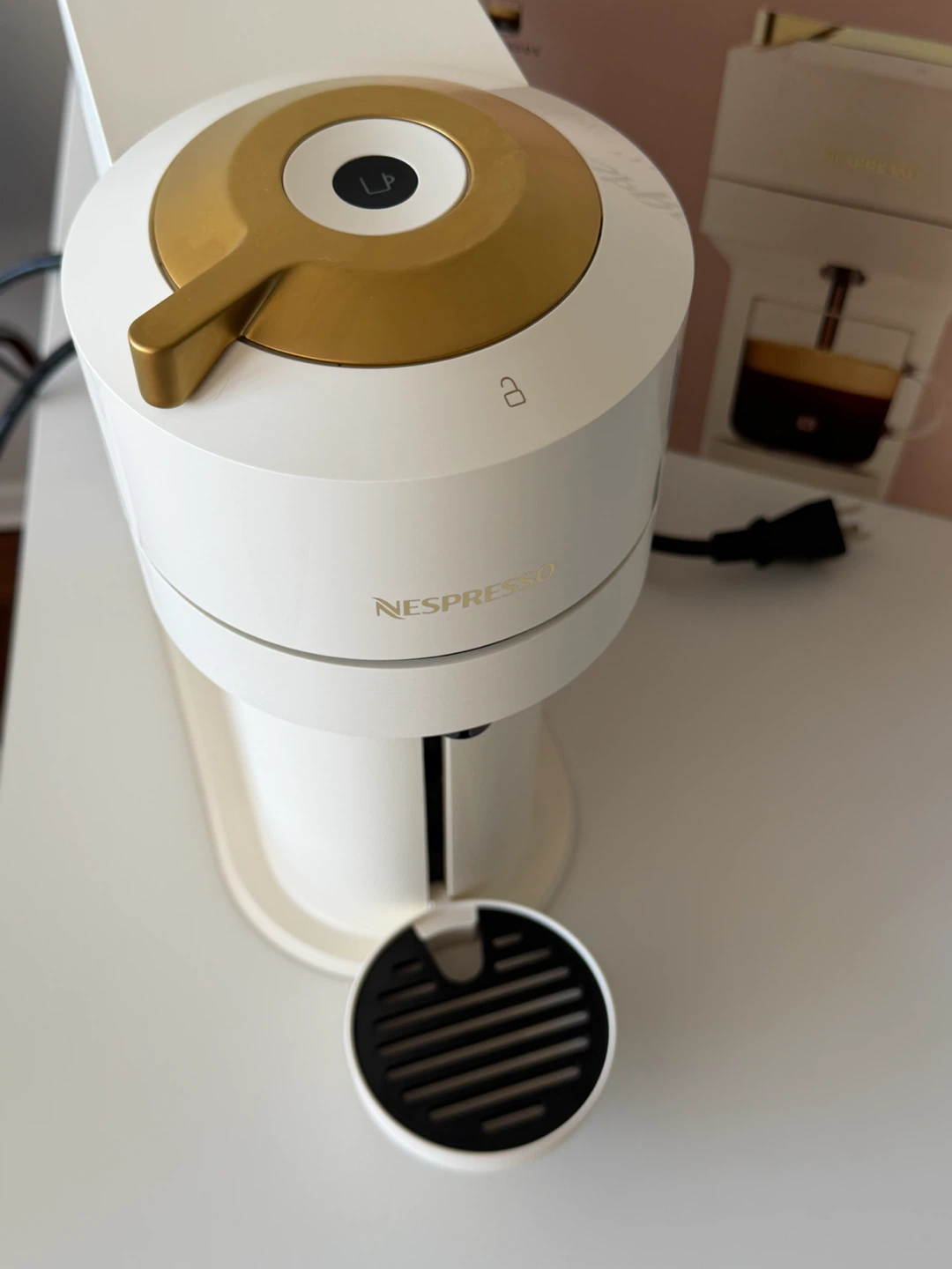 Nespresso Vertuo Next Coffee Machine - White & Gold - photo 3