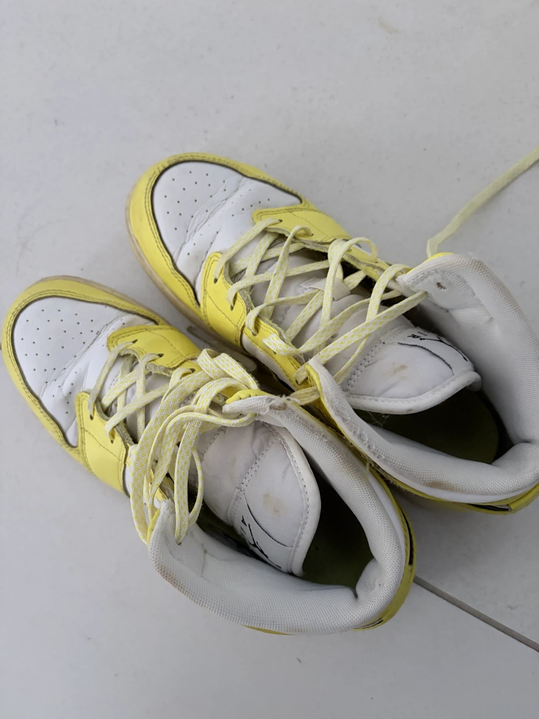 Jordan 1 Mid Yellow Floral Sneakers - photo 3