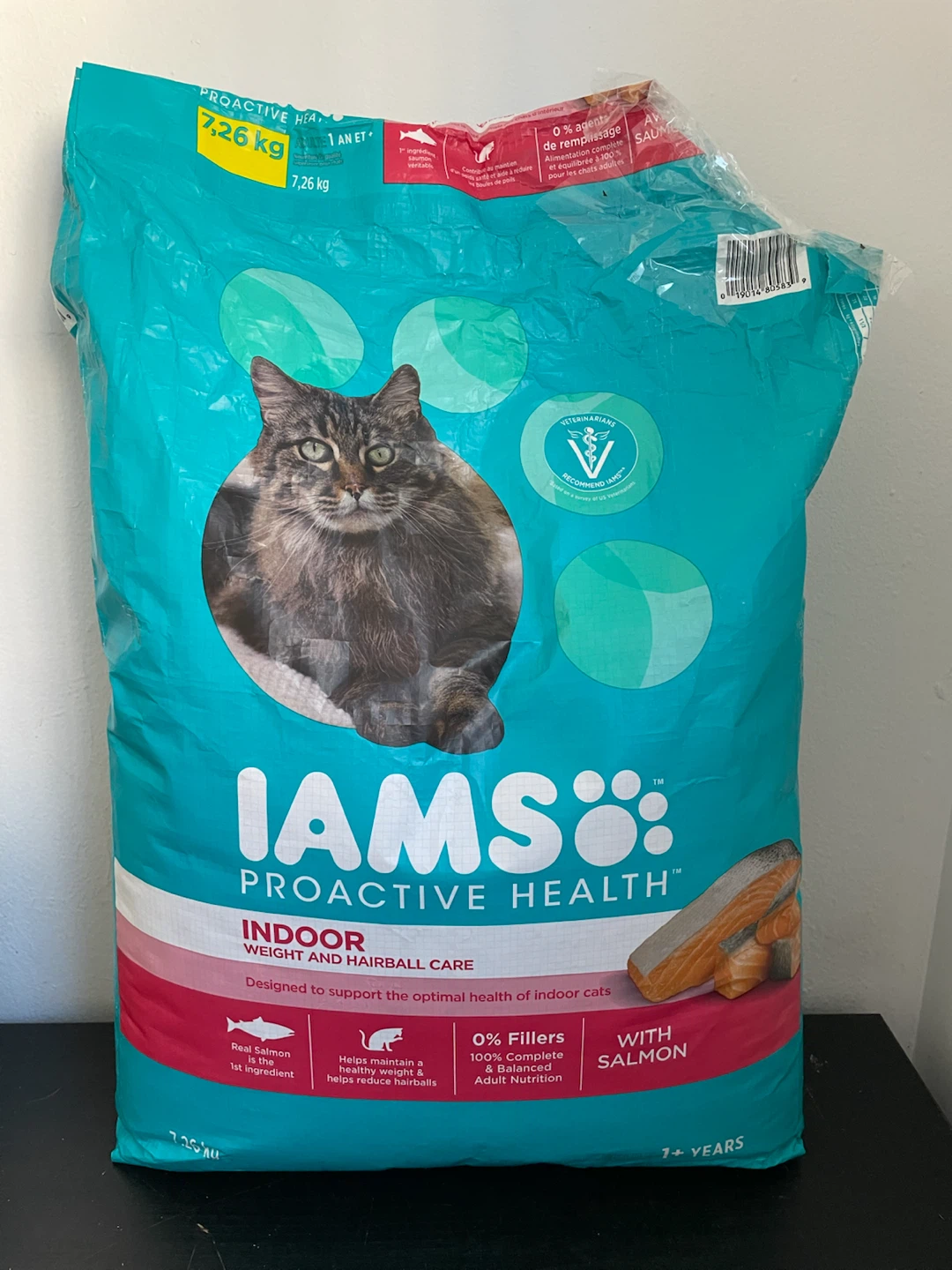 Big Bag Cat Food-IAMS Salmon Indoor - photo 2