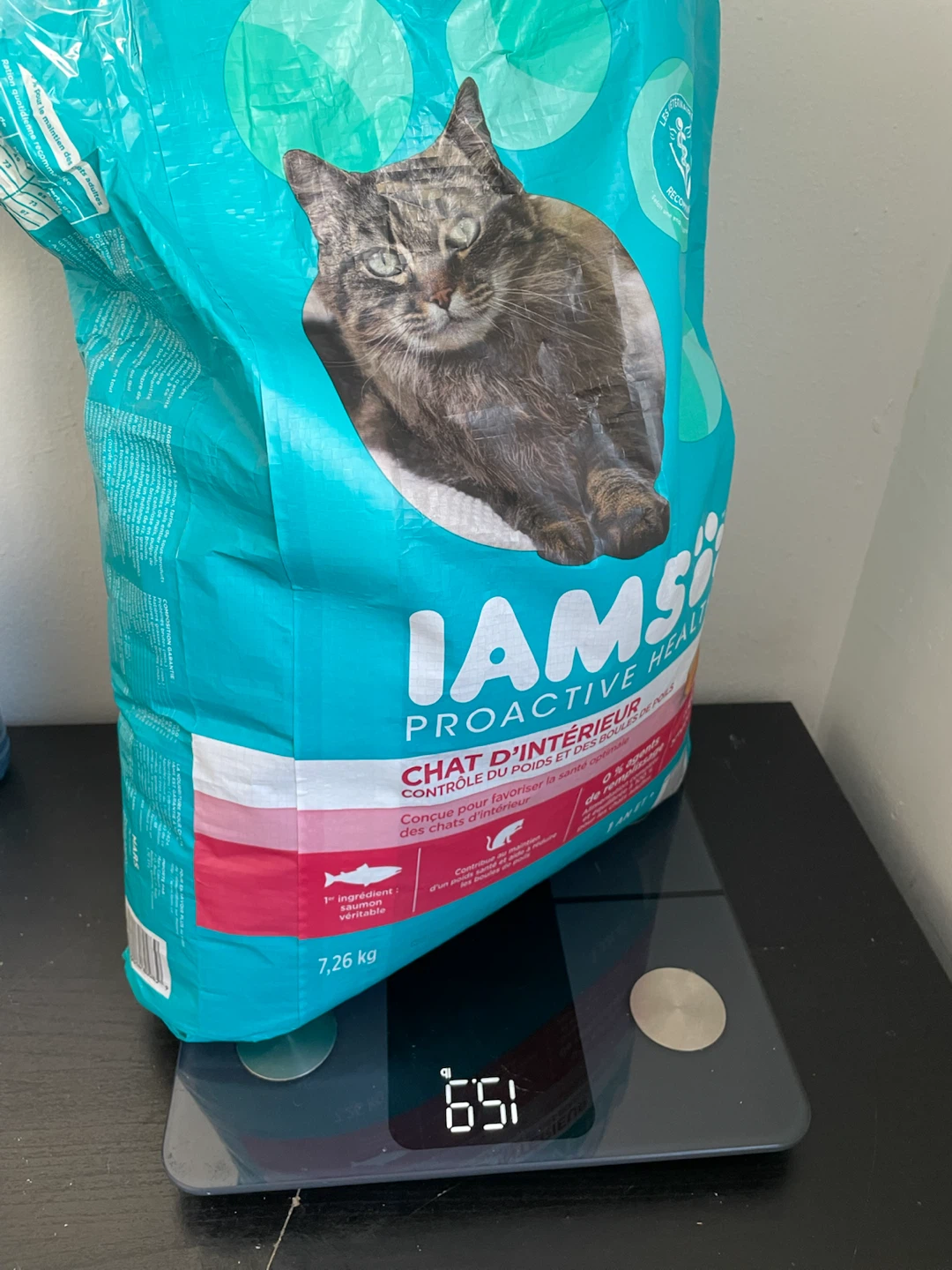 Big Bag Cat Food-IAMS Salmon Indoor - photo 5