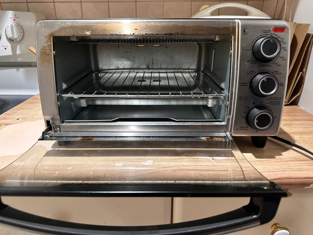 Black+Decker Toaster Oven - photo 2