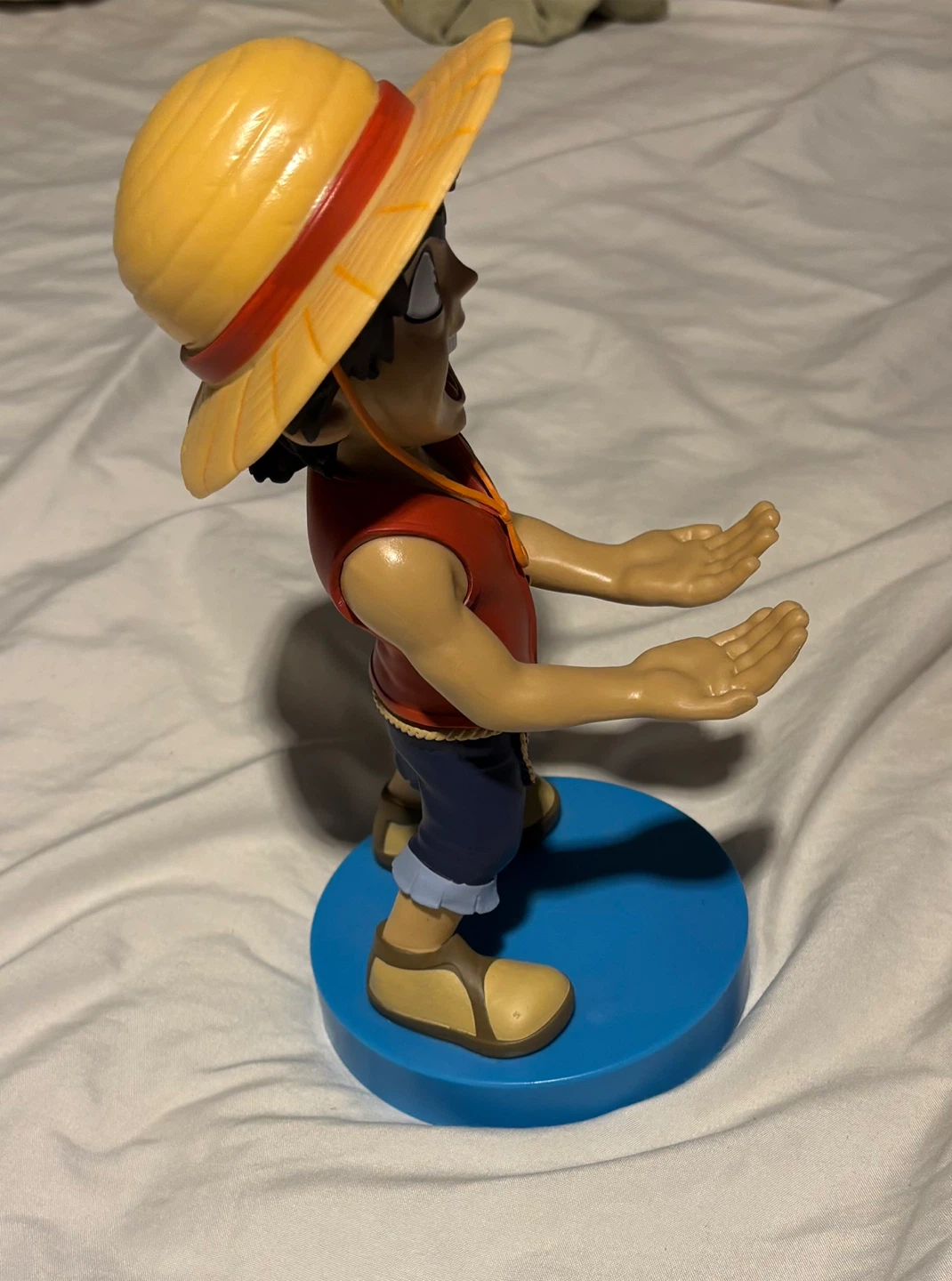 One Piece Luffy (controller and phone holder) - photo 4