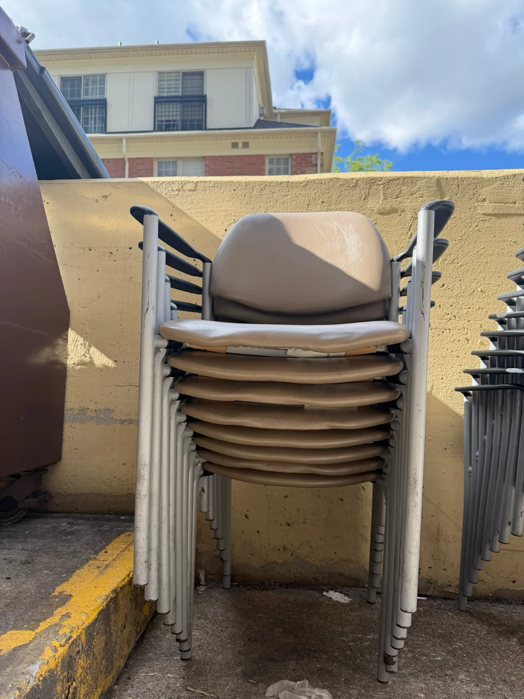Stacking Chairs - Black and Tan - photo 5