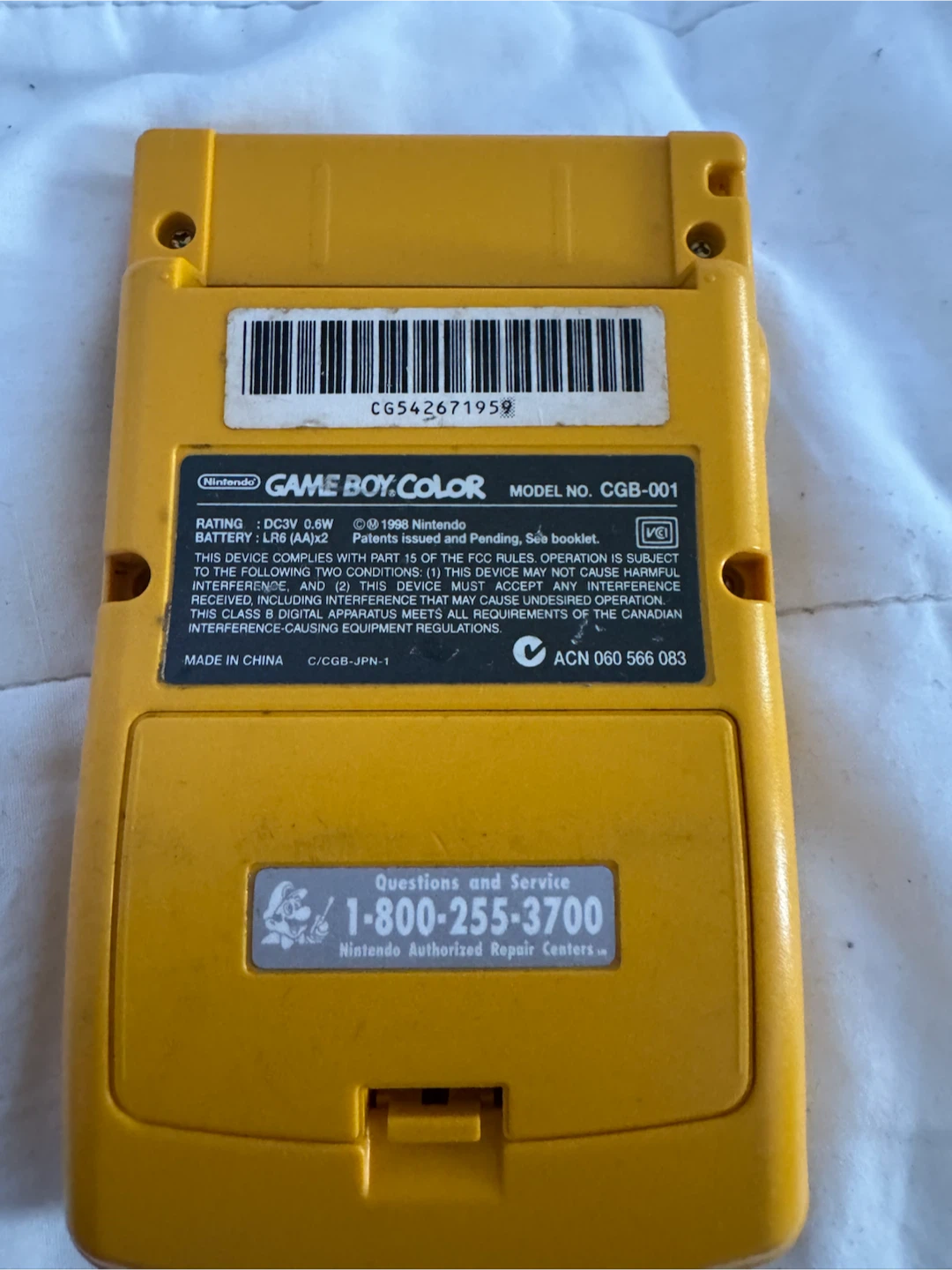 Nintendo Game Boy Color Yellow + F-1 Race Game - photo 3