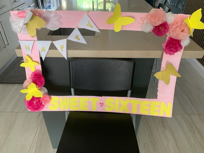Sweet Sixteen Photo Booth Prop Frame - photo 2