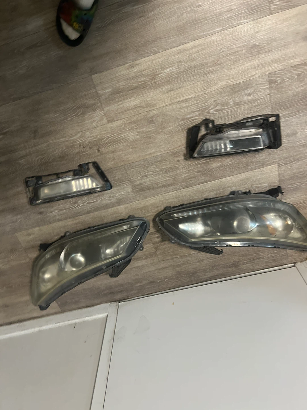 Car Headlights and Fog Lights Set - photo 3