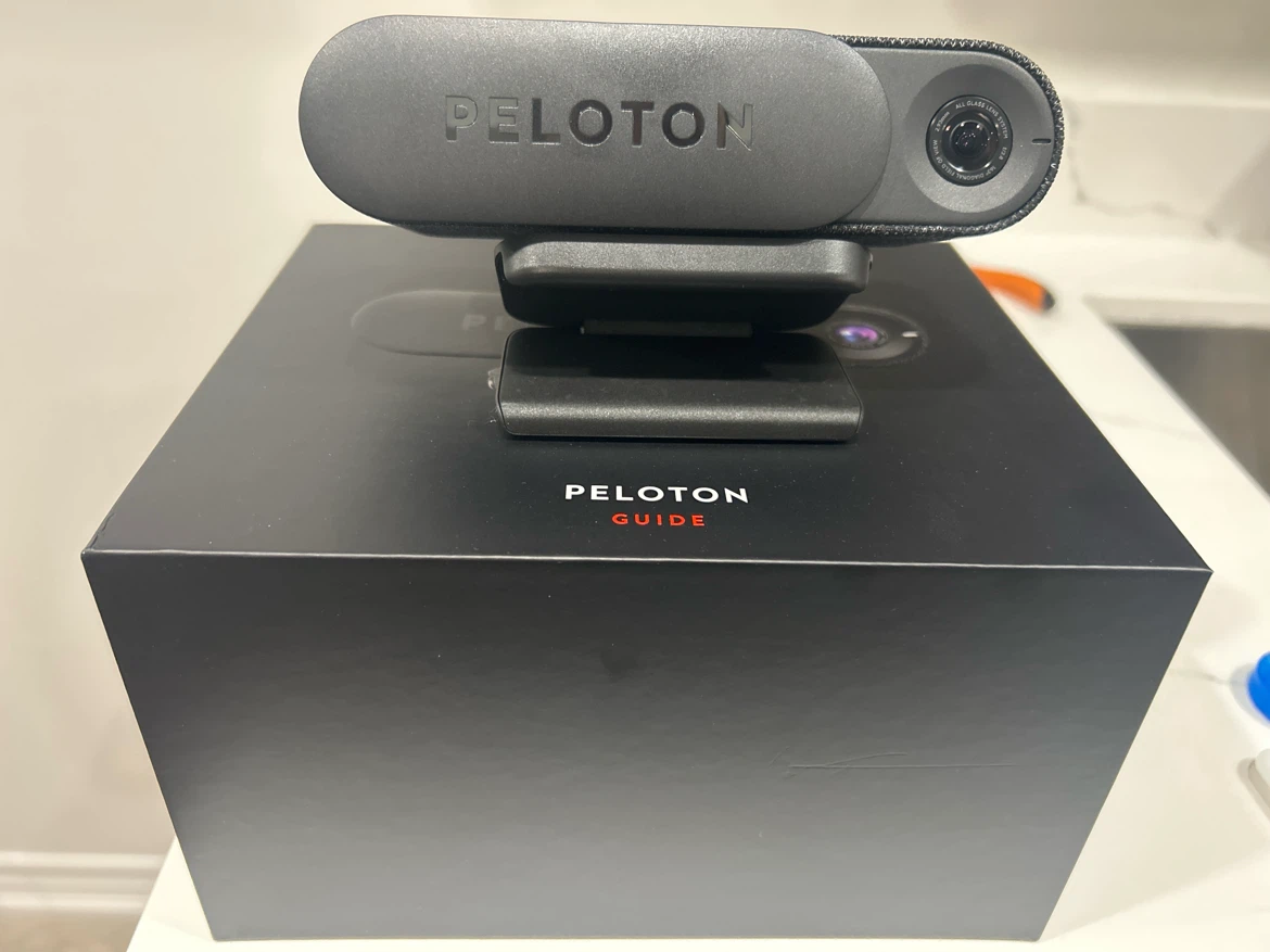 Peloton Guide - AI powered personal strength trainer - photo 3