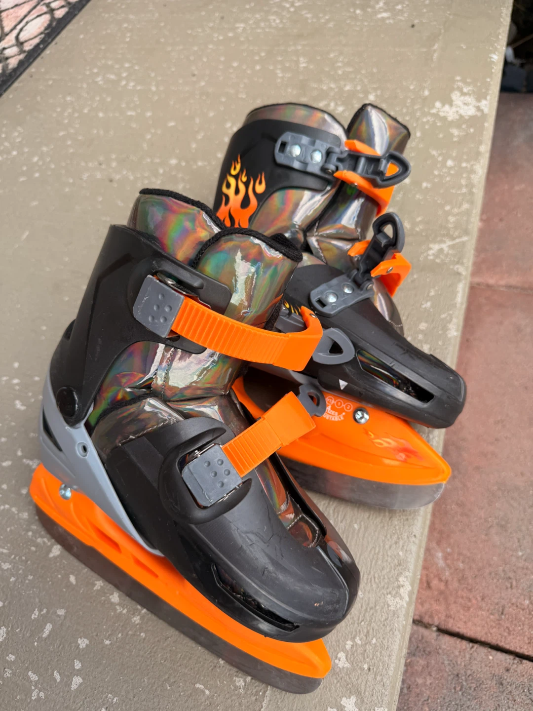 Adjustable Ice Skates - photo 2