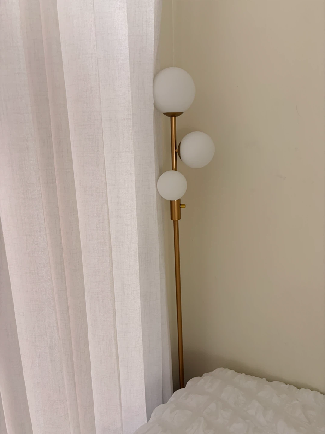Floor Lamp with 3 Globes