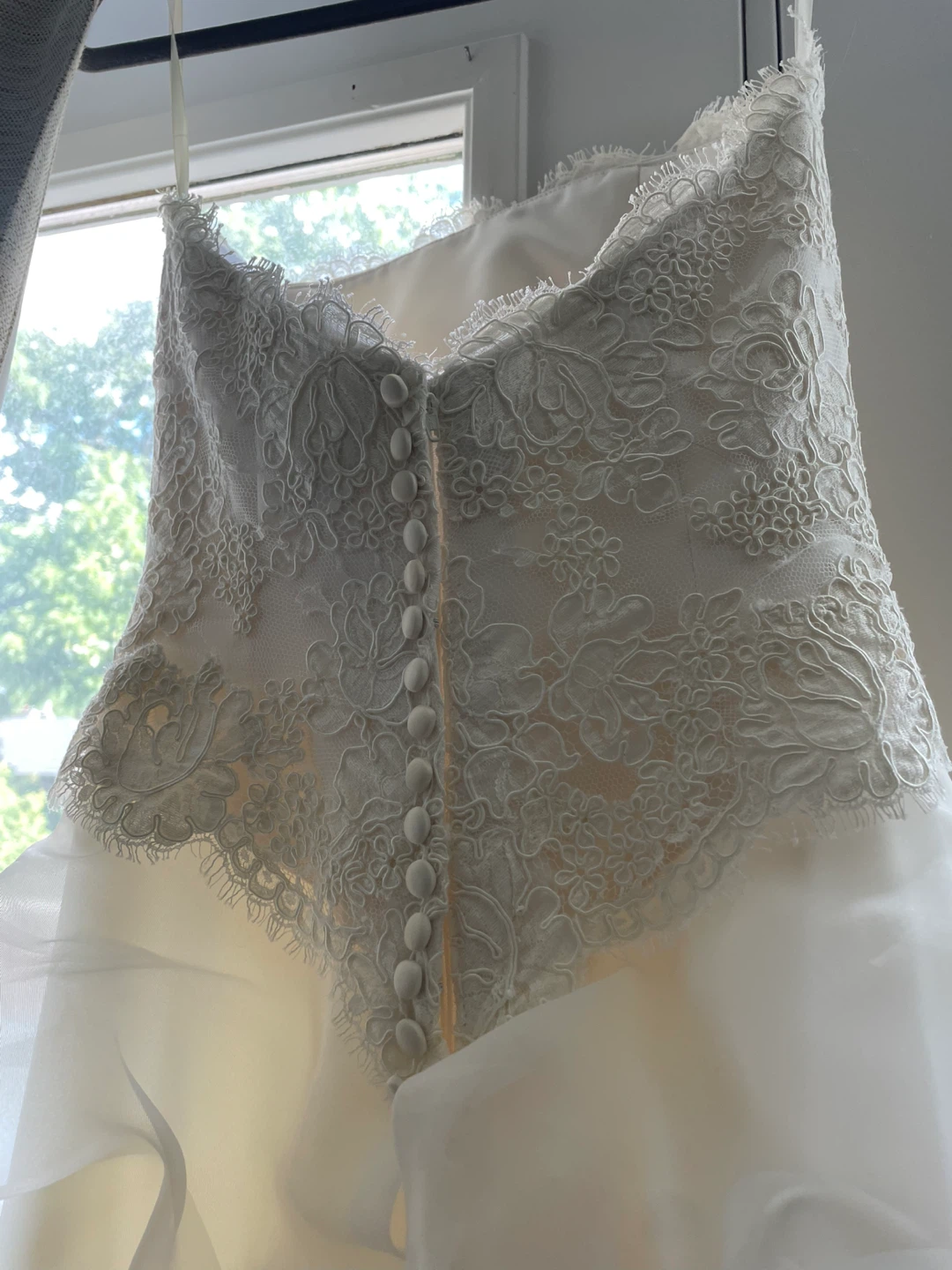 Wedding dress with matching bolero jacket and veil - photo 4