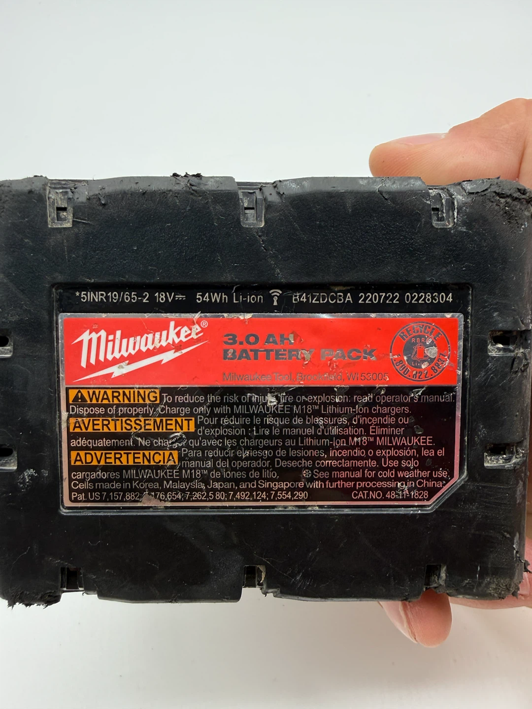 MilwaukeeM18 Lithium-Ion (XC) 3.0 Ah REDLITHIUM Battery - photo 4