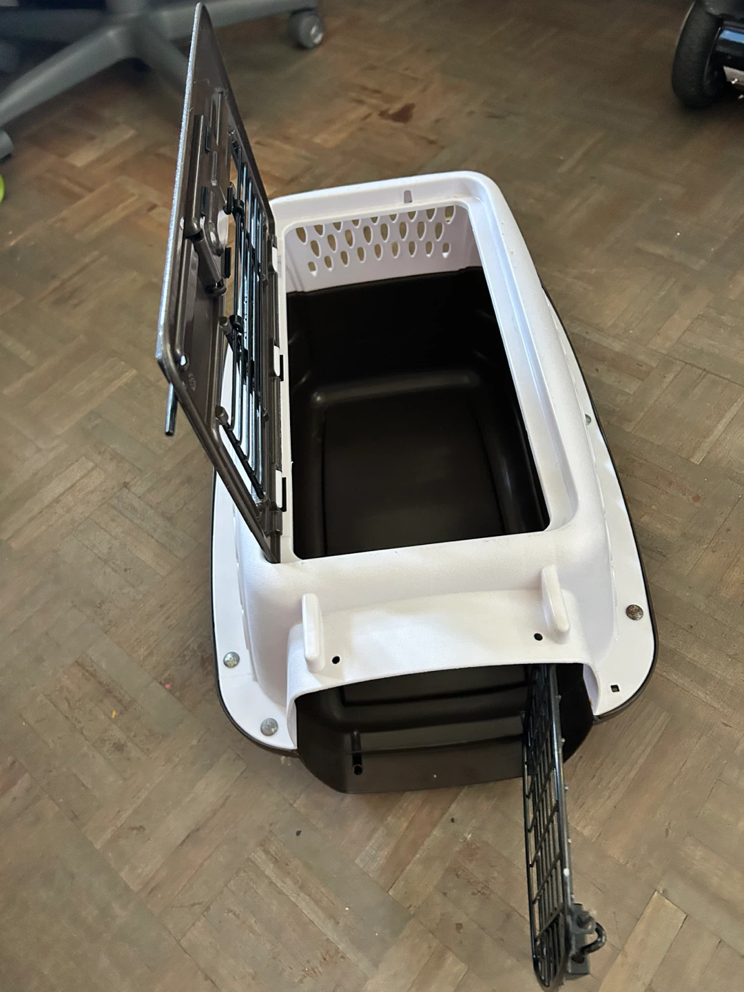 Pet Carrier - photo 2