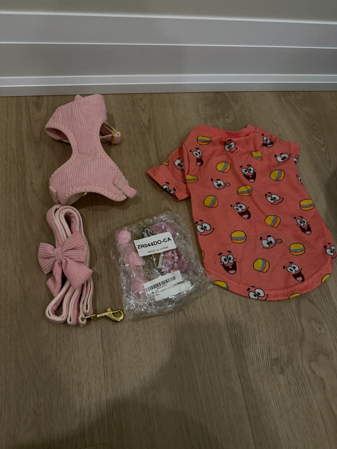 Dog Harness, Leash, and T-Shirt Set