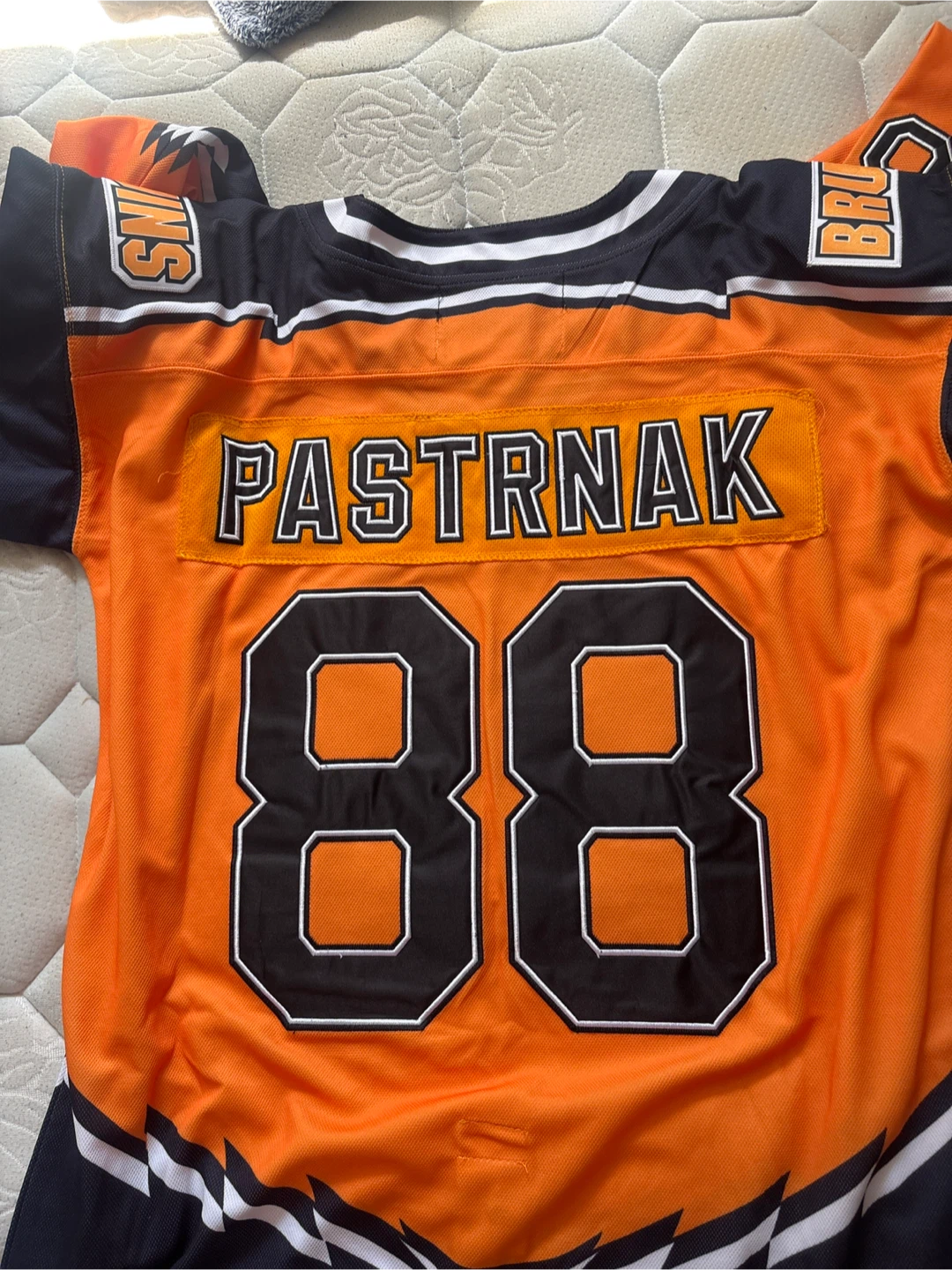 CCM Pastrnak Boston Bruins Hockey Jersey Size 46 - photo 2